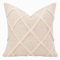 Cojín decorativo cuadrado 45 cm de tejido beige con relieve geométrico estilo bohemio